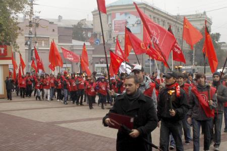 Воронеж: «Вечная память защитникам Дома Советов!»