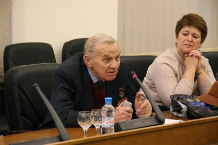Пресс-конференция московских коммунистов: Заставим власть принять закон «О копии Знамени Победы!»