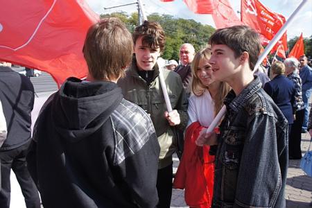 Донские коммунисты почтили память защитников Советской власти
