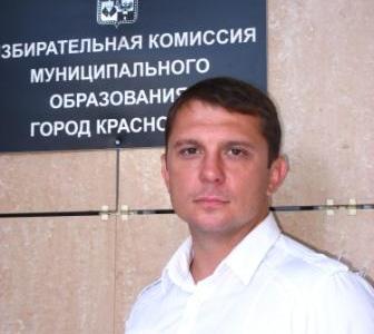 Скандальные изменения в Общественном совете при кубанской полиции. Последнего правозащитника заменили три «Форбса» - представители крупнейшей кубанской кампании «Ключ-авто», торгующей Mercedes-Benz, Lexus, Toyota