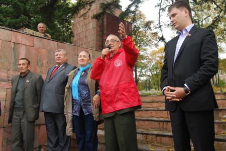 Приморский край. Алексей Корниенко вместе с депутатами-коммунистами Приморья провел встречу с избирателями Партизанска