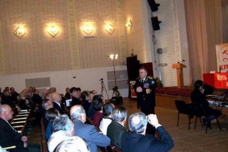 Адмирал В.П. Комоедов: «Наше общество надо лечить не только медицинскими препаратами»