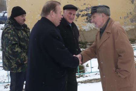 Тульская область: В.А.Стародубцев встретился с избирателями Заокского района и почтил память героев двух войн