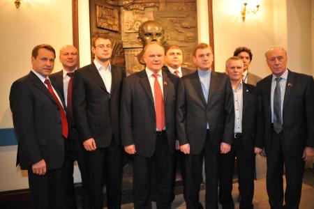 Г.А. Зюганов: «Курс – на победу!» Состоялся рабочий визит лидера КПРФ в Санкт-Петербург и Ленинградскую область