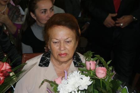 Пионерия Карачаево-Черкесии: вожатая стала заслуженным  учителем Республики