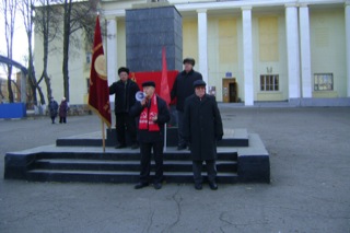 Тульская область: 7 ноября в г.Киреевске состоялся митинг в ознаменование 94-й годовщины Великого Октября (Фоторепортаж)