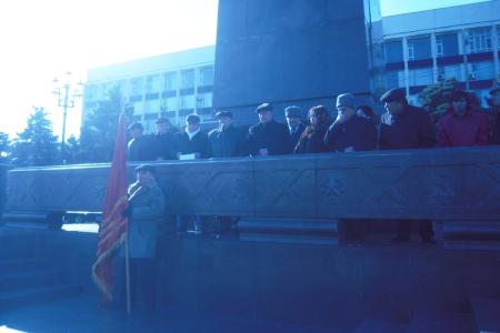 Празднование Дня Октябрьской революции в Махачкале (фоторепортаж)
