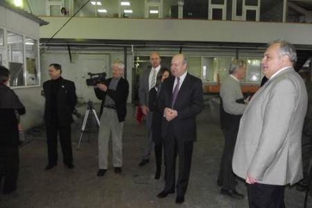 Татарстан. Кандидат в депутаты Госдумы В.Н. Лихачев провел встречу с трудовым коллективом казанского завода «Эникс»