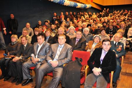 На родине трех революций! Продолжается рабочая поездка Г.А. Зюганова в город на Неве и Ленинградскую область