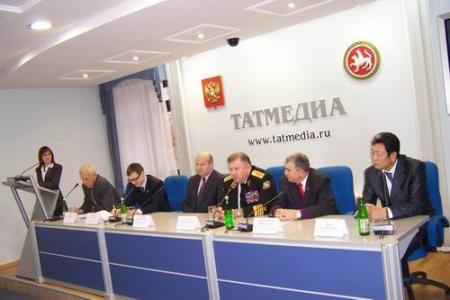 Адмирал В.П. Комоедов: «Наше общество надо лечить не только медицинскими препаратами»