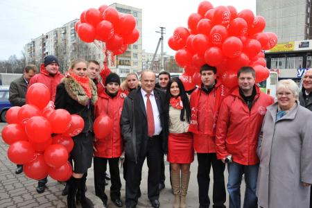 Г.А. Зюганов: «Курс – на победу!» Состоялся рабочий визит лидера КПРФ в Санкт-Петербург и Ленинградскую область