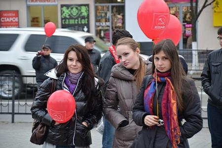 Ростовская область: Комсомол отметил свое 93-е день рожденье