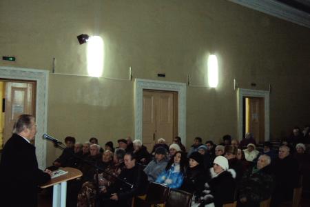 Коммунист Стародубцев и его избиратели – 5 встреч за неделю!