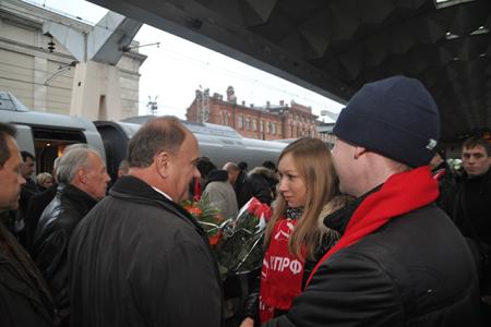 Cprfspb.ru: Геннадий Зюганов прибыл в город трех революций
