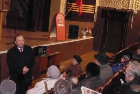 Тульская область: В.А.Стародубцев встретился с избирателями Заокского района и почтил память героев двух войн