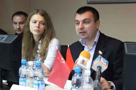 Белгородские коммунисты и комсомольцы представили на пресс-конференции программу КПРФ