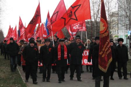 Не дадим превратить себя в безропотную толпу! Репортаж о митинге и шествии в Барнауле