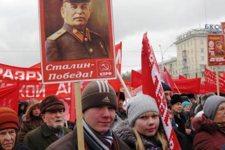 Не дадим превратить себя в безропотную толпу! Репортаж о митинге и шествии в Барнауле