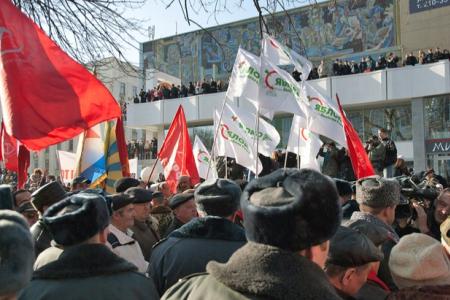 В Краснодаре власть «ЕдРа» держится только на ОМОНе