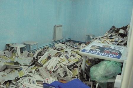 Видео. Новосибирская область: Нелегальный штаб «Единой России» в спортшколе Бердска занимался уничтожением агитации КПРФ  