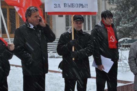 Предотвратим фальсификации! Пикеты коммунистов в Астрахани 