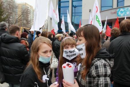 Видео и фоторепортаж ТП "Советская Кубань": Полуторатысячный митинг протеста в Краснодаре - «Россия без Путина, Кубань без Ткачева!»