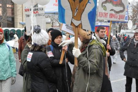 В Москве на проспекте Сахарова завершился митинг против фальсификации выборов: "оранжевых" освистали