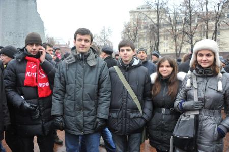 КПРФ будет добиваться пересмотра результатов выборов! Представители Компартии протестовали вместе с 70 тысячами демонстрантов на Болотной площади в Москве