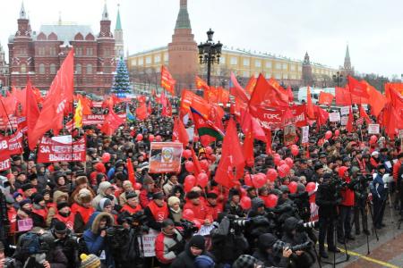 Мы – за честные выборы! Россия - без Путина! Зюганов - наш президент! Многотысячный митинг КПРФ и гражданских активистов в Москве на Манежной площади