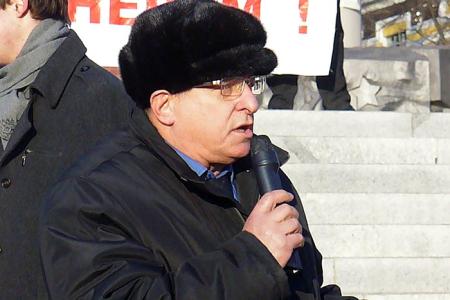 Владивосток: "Наш дурдом голосует за Путина... ". Премьера — в отставку!