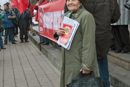 Видео- и фоторепортаж с митинга протеста в Краснодаре. Видео выступления лидера коммунистов Кубани Н.И.Осадчего
