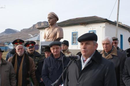 В Карачаево-Черкесской Республике открыт памятник героям-комсомольцам