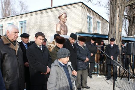 В Карачаево-Черкесской Республике открыт памятник героям-комсомольцам
