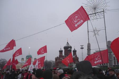 Несмотря на запрет, тульские коммунисты завершили свою агитационную кампанию митингом в самом центре города – на площади Ленина!