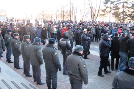 Барнаул: коммунисты протестуют против фальшивых выборов