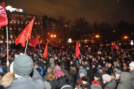30 секунд на оппозицию в вечернем телеэфире. О митингах в Москве решился рассказать только телеканал НТВ, да и то не показал крупных планов акций протеста и резко занизив число протестующих