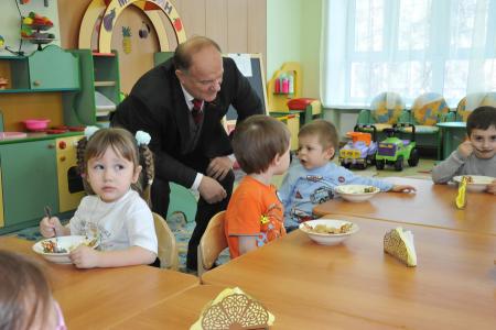 Кандидат в Президенты Российской Федерации Геннадий Зюганов встретился с работниками сельского хозяйства (Фоторепортаж)