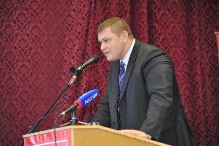 Послание кандидата в Президенты от КПРФ и народно-патриотических сил Г.А.Зюганова депутатам-коммунистам региональных и местных законодательных собраний (Фоторепортаж, полная версия)  