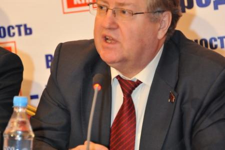 "Русский старт" в Орле. Кандидат на должность Президента России Г.А.Зюганов провел встречи в Орле (фоторепортаж)