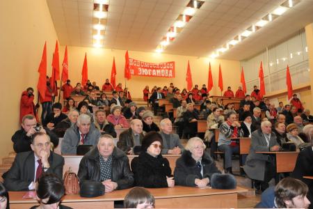 «Надеюсь на вашу поддержку!» Г.А. Зюганов посетил с рабочим визитом город Новомосковск Тульской области