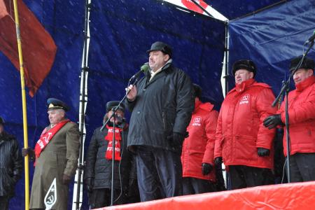 Г.А. Зюганов на митинге  в Москве: «Мы сумеем организовать честные  выборы и отправим в отставку вороватую власть!» (Видео)
