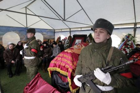 В.А. Стародубцев похоронен с воинскими почестями на кладбище села Спасское Новомосковского района Тульской области
