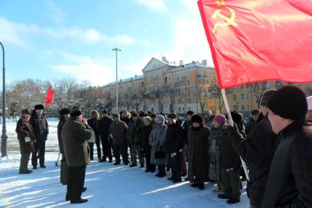 Митинг коммунистов в Астрахани