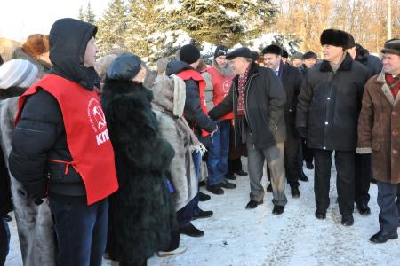 «Надеюсь на вашу поддержку!» Г.А. Зюганов посетил с рабочим визитом город Новомосковск Тульской области