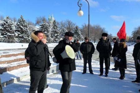 Митинг коммунистов в Астрахани
