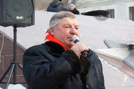 Владивосток: Митинг «За достойную жизнь! За честные выборы! Зюганов — наш президент!»