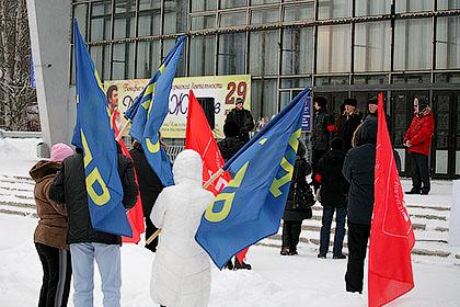 Республика Коми: Митинг КПРФ на Театральной (г. Сыктывкар). 21 января 2012
