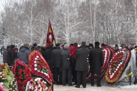 В.А. Стародубцев похоронен с воинскими почестями на кладбище села Спасское Новомосковского района Тульской области