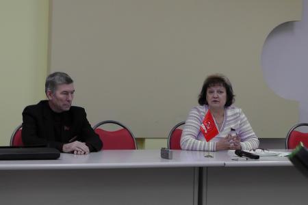 Саратов: Пресс-конференция депутатов-коммунистов