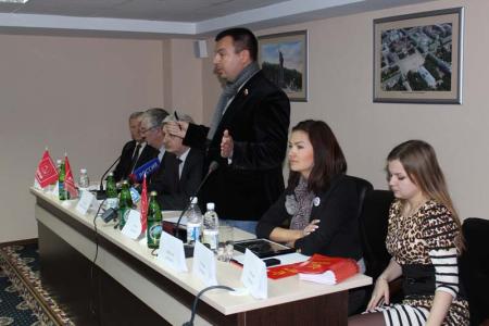 Провокаторы устроили белгородским коммунистам проверку боем